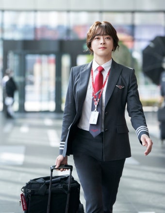 조정석, 여장한 모습으로 화제 - 파일럿에서 여장남자 변신 하며 관심 집중!