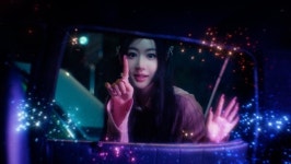 피프티 피프티 키나→아테나, 5명이 서로를 향해 웃는다