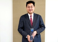 정문헌 종로구청장, 2025 글로벌 K-컬처 문화대상 수상…종로에서 세계로 K-컬처 확산