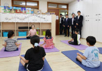 교육부, 늘봄학교 전국 확대 1년 앞당긴다