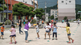 지역 초교·아동센터 등 찾아 재능봉사