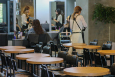 미용사 근로복지 좋아야 재능 발휘