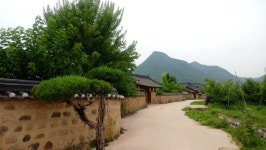 [의성 산운마을] 한반도 최초 화산 자리잡은 곳...공룡테마 생태공원 랜드마크로