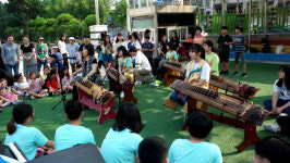 동신초, 운동장서 건강한 길 콘서트