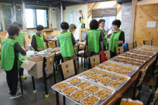 영주 안정농협 농가주부모임, 불우이웃에 반찬 나눔 봉사