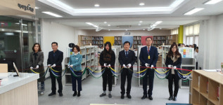 신매초, 새 단장한 책사랑도서관 개관