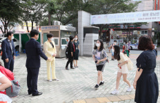 강은희 대구교육감, 성동초 방문 등교 상황 점검
