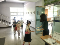 매곡초, 안전도우미 8명에 감사 편지 전달