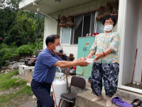 영주 봉현면 꽃피는 산골 운영위원회,  지역 어르신에 삼계탕 300인분 전달