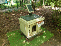 주민 직접 제작 길고양이 태양열 급식소