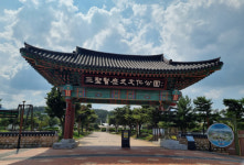 [경산 반곡2리] 동화 같은 왕버들 저수지 비경…4계절 내내 색다른 매력