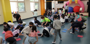 스마트폰보다 친구랑 노는 게 더 재밌어요