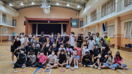 셔틀콕은 사랑을 싣고...구암초, 사제동행 배드민턴 경기