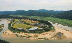 [예천 회룡포 녹색농촌체험마을] 사계절 내내 체험관광 이어지는 육지 속의 섬