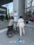 [사전투표 이모저모] 동구 방촌동 사전투표소, 끊임 없는 유권자 행렬