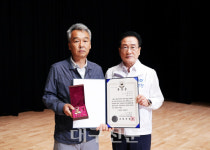 영천시, 6·25참전용사 유족에 화랑무공훈장 전수