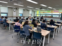 상주도서관 화령분관, 2025년 시니어 북스타트 프로그램 성료
