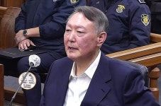 내란 특검, 윤석열 전 대통령에 '징역 10년' 구형