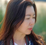 [대구갤러리] 시간을 견뎌 피어나는 붉은 기억, 동백
