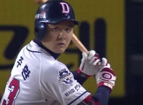 [KBO] '최주환 역전 만루포' 두산, PO 2차전서 NC 대파