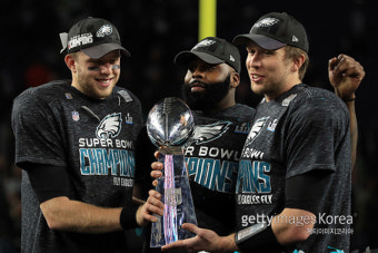 [NFL] 필라델피아, 창단 첫 슈퍼볼 우승…뉴잉글랜드 2연승 저지