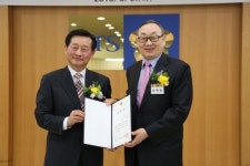 범우연합 김명원 회장, 모범납세자 국세청장 표창