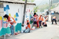 한국타이어, 1사 1촌 예미리 마을 새단장