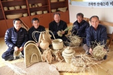 짚공예로 챙긴 화합·돈·건강