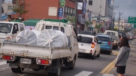 옥천군 멋대로 도로 통제… 출퇴근길 발 꽁꽁