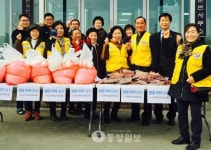 장군면적십자봉사회 떡 전달
