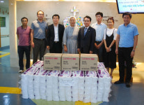 충북도 공무원 온정의 손길 잇따라