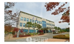 남→여 성전환자 성기수술 안 해도 성별전환 첫 허가