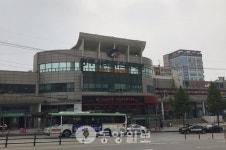 청주시외버스터미널 상인들 아무런 대책없이 내쫓지 말라