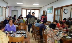 청양읍 행복경로당 무료급식 시작