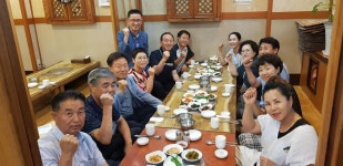 기획위원월례회 동료 위원들 서로 챙기자