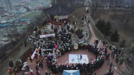 영동군, 용두공원 팔각정 해맞이로 새출발