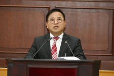 박해수 충주시의원, 시민과 상생발전 위해 현실적 협상 제의