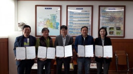 아산시 음봉면 행복키움추진단. 만풍농장, 한성영농조합법인과 후원협약