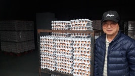 김상홍 홍북읍 주민자치회장, 계란 100판 기탁