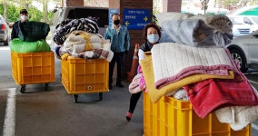 수안보상록호텔, 향기누리봉사단 회원과 세탁 봉사