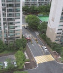 아파트 출입구 차단 바에 긴급차량 진입 지체…주민들 불안