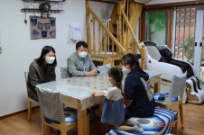 청주기상지청 아동복지시설에 성금 전달