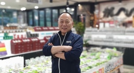 클릭이사람/한방 약초로 건강 잡고 지역경제 발전 견인까지