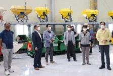 조길형 충주시장, 신축 농기계 임대사업장 현장 방문