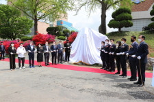 한국 최초 아산 스마트팩토리 마이스터고 개교...