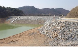 충북도 다목적 소규모저수지 준공