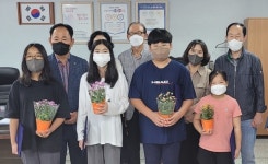 4대째 이어온 주덕초 어린이들의 든든한 키다리 아저씨 화제