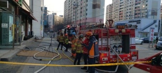 청주 목욕탕서 화재…1명 부상, 91명 대피