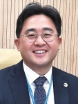 클릭이사람/ 발로 뛰는 김명규 충북도 경제부지사