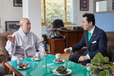 박경귀 아산시장, 부처님 오신 날 앞두고 주요 사찰 방문